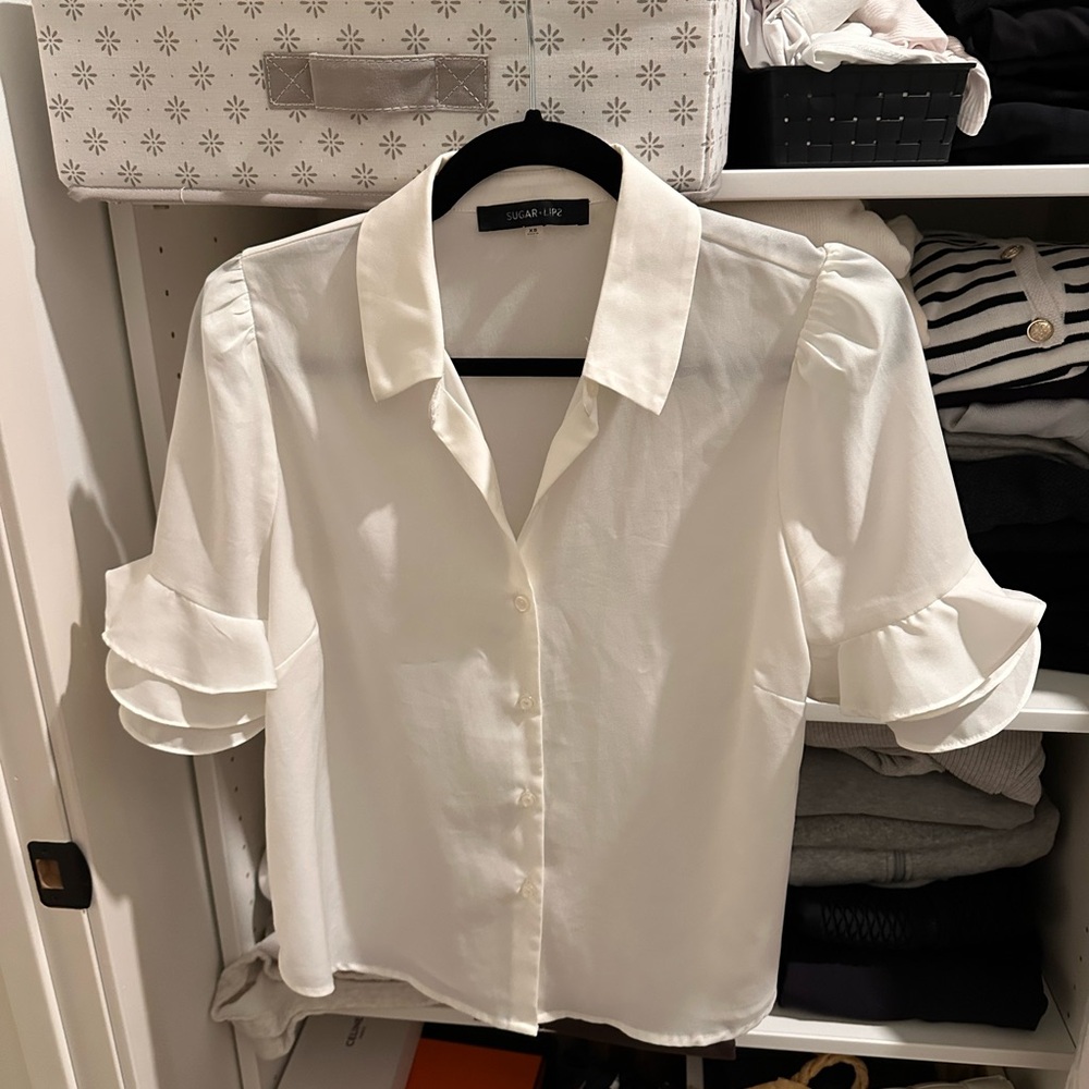 Sugarlips White Ruffle Short Sleeve Button Blouse XS